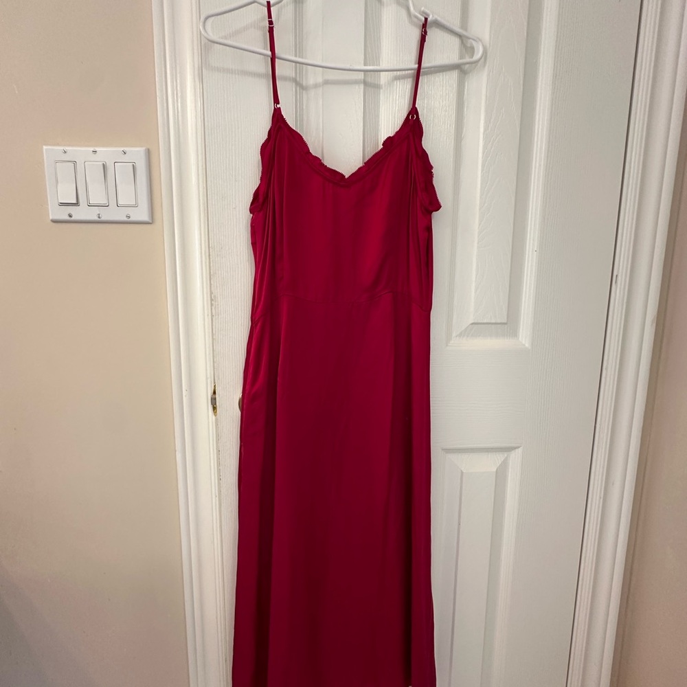 Wilfred Vibrant Pink Satin Slip Dress